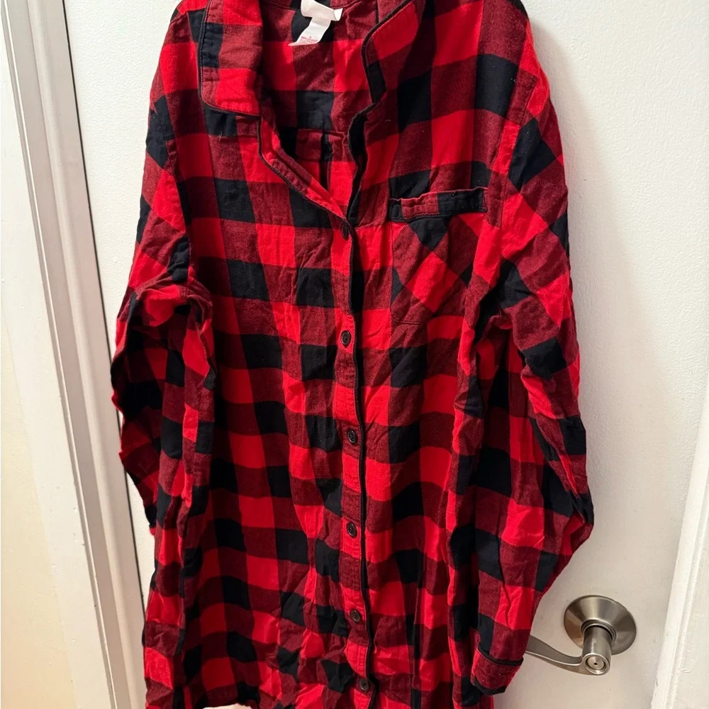 Wondershop Red and Black Plaid Tunic - Picture 2 of 2